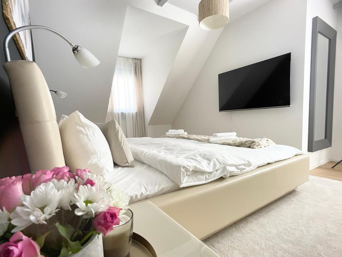 M-Style 04 Apartment Mit Balkon Und Gasgrill, 24H Self-Check-In, Free Parking, Netflix 뉘른베르크 외부 사진