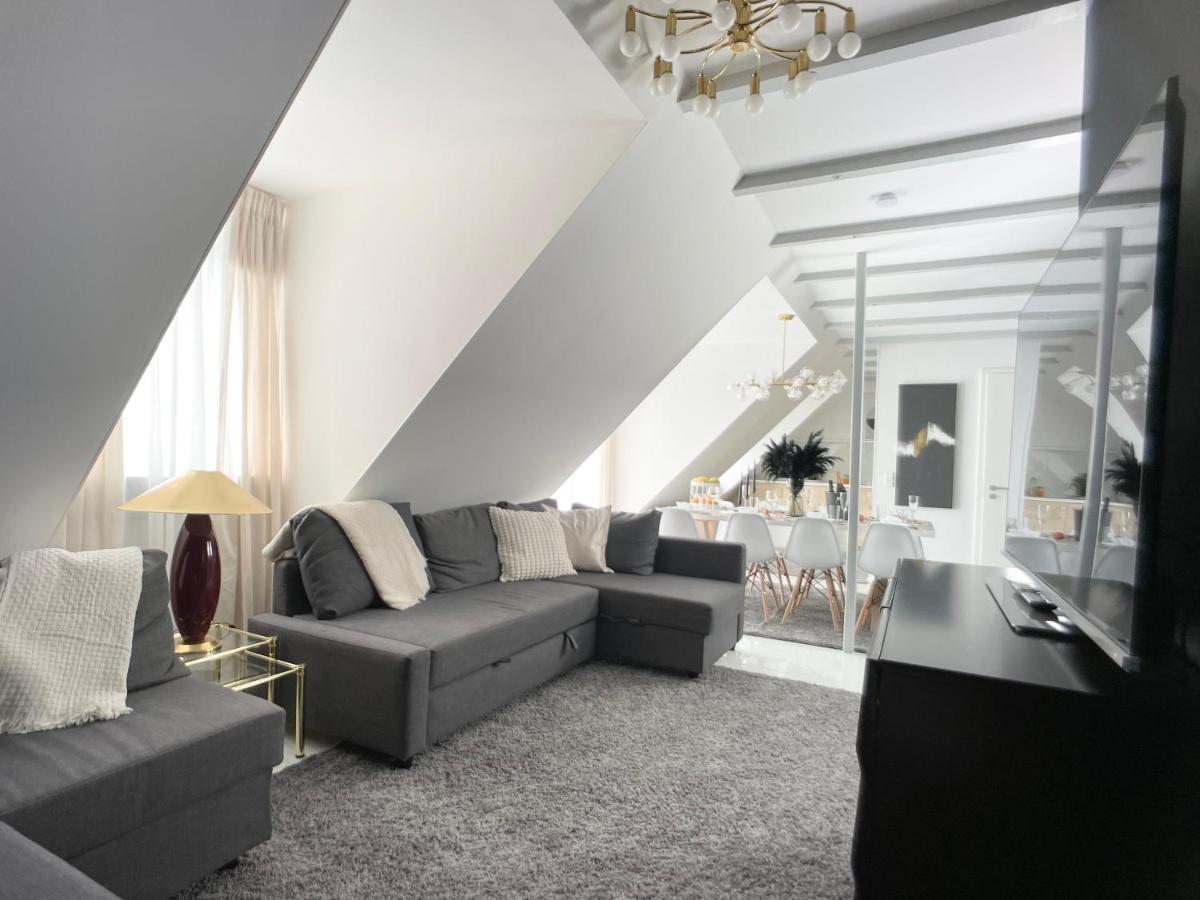 M-Style 04 Apartment Mit Balkon Und Gasgrill, 24H Self-Check-In, Free Parking, Netflix 뉘른베르크 외부 사진