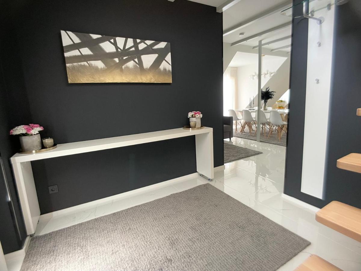 M-Style 04 Apartment Mit Balkon Und Gasgrill, 24H Self-Check-In, Free Parking, Netflix 뉘른베르크 외부 사진