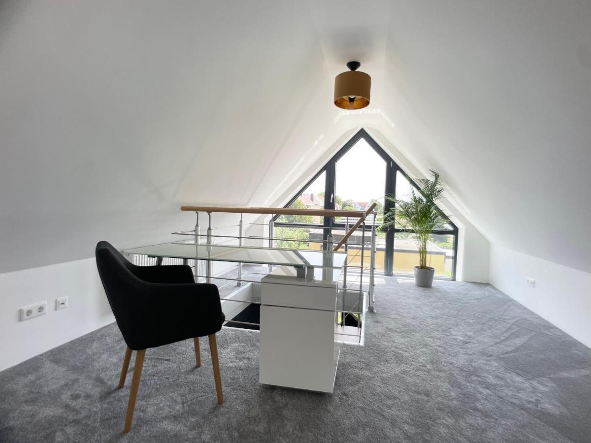M-Style 04 Apartment Mit Balkon Und Gasgrill, 24H Self-Check-In, Free Parking, Netflix 뉘른베르크 외부 사진